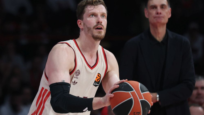  Μεγάλη πρόταση για Ομπστ! - Αποφασίζει προσεχώς