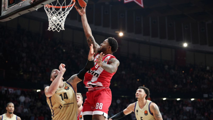 Φουριόζικο ξεκίνημα!Live: Ολυμπιακός - Μπαρτσελόνα (BINTEO)