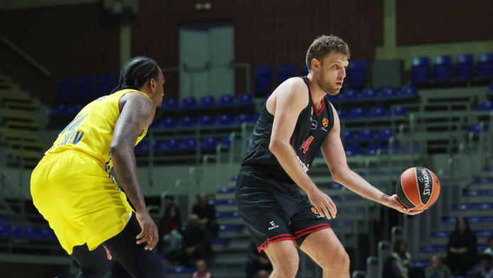 Για την τρίτη σερί νίκη οι Πειραιώτες-Live: Ολυμπιακός - Μακάμπι