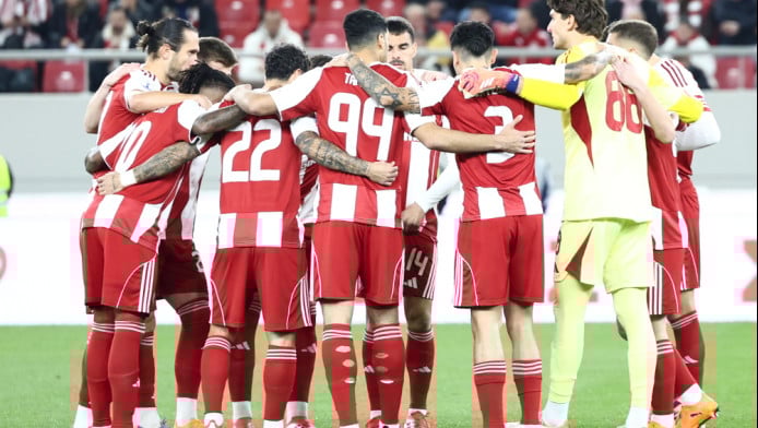 Ένα μαύρο κουτί έκλεισε, ένα ανοίγει: Ολυμπιακός, ΠΑΟΚ, η Μπάγερ και η PSV