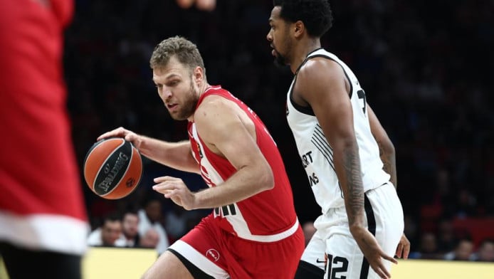 Ένα εκατομμύριο ευρώ στην Παρτιζάν - Ο Ολυμπιακός ψάχνει... Ναν και Λο