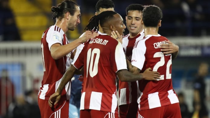 Στα "σκαριά" σημαντική συμφωνία στον Ολυμπιακό - Με ποιον δίνει τα χέρια!