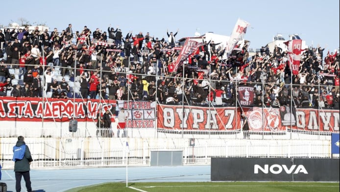 Με κόσμο για το διπλό στο Περιστέρι ο Ολυμπιακός - Πόσα εισιτήρια πήρε