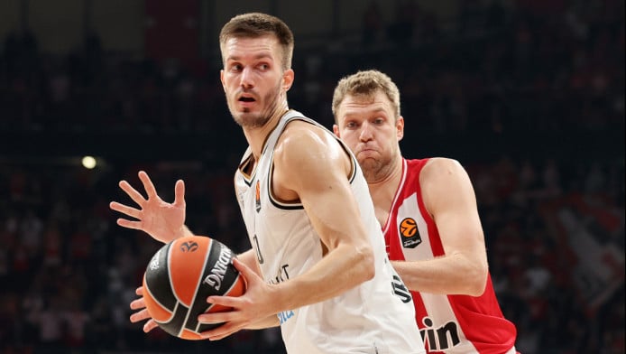 Η ομάδα που ήθελε να υπογράψει τον Πετρούσεφ - Δεν τα βρήκε με Ολυμπιακό