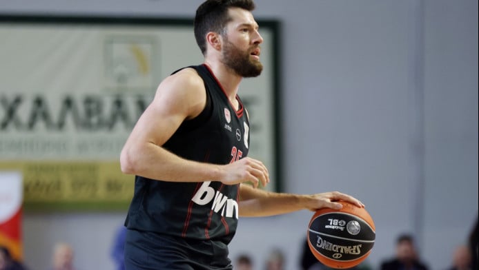 Καταιγιστικός Ολυμπιακός, έβαλε 120 με 35άρα Πίτερς - Θετικός ο Τζόουνς!