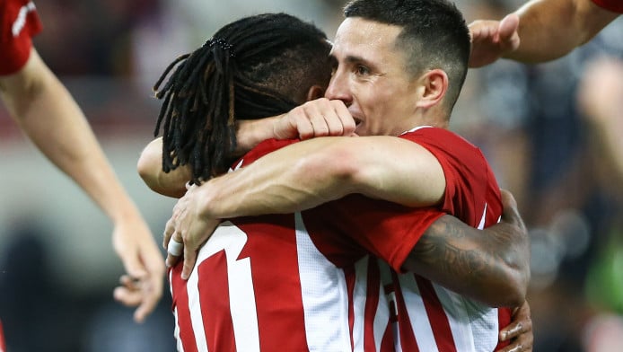 «Δεν υπάρχει τέτοιος παίκτης στον Ολυμπιακό - Ξεπερνά Ποντένσε, Μαρτίνς»!