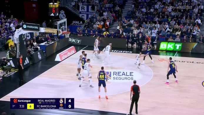 Ο Νόρις πήγε για κάρφωμα αλλά είχε... στάση Ταβάρες! Τρομερή τάπα (ΒΙΝΤΕΟ)