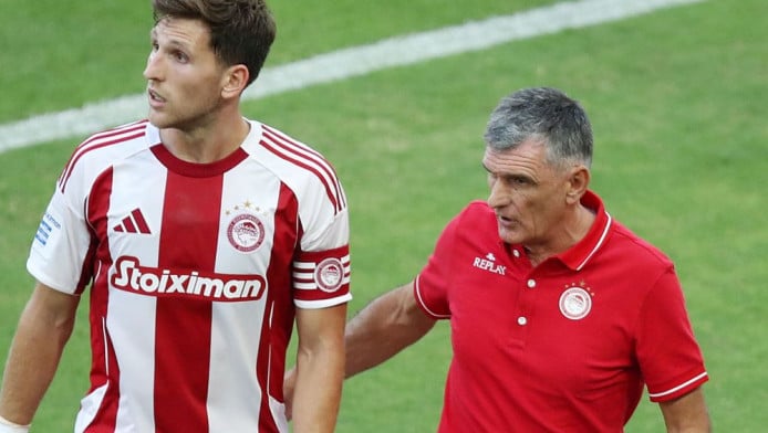  “Έφτιαξε” Μεντιλίμπαρ ο Ρέτσος - Δεν τον πτοεί ο γύψος!