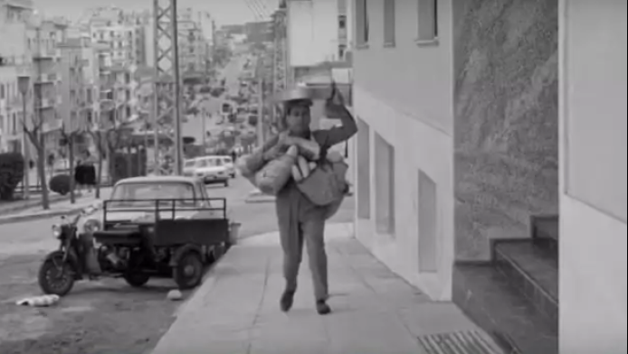 Έτσι είναι σήμερα ο δρόμος που γυρίστηκε η ταινία «Παπατρέχας» (ΦΩΤΟ)