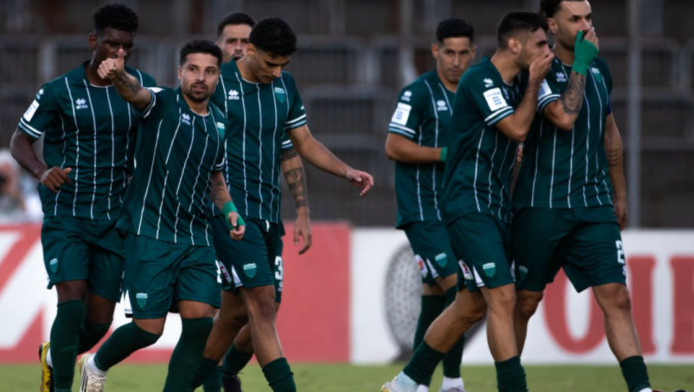 Οι καλύτεροι ποδοσφαιριστές και προπονητές στη Super League