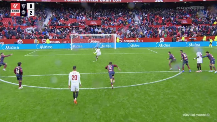 Απίθανη διπλή επέμβαση του Ράιαν σε πέναλτι και επαναφορά (ΒΙΝΤΕΟ)