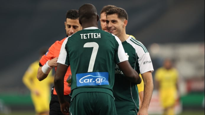 Ένα "δικό μας παιδί" κι ένα παιδί που έγινε "δικό μας"