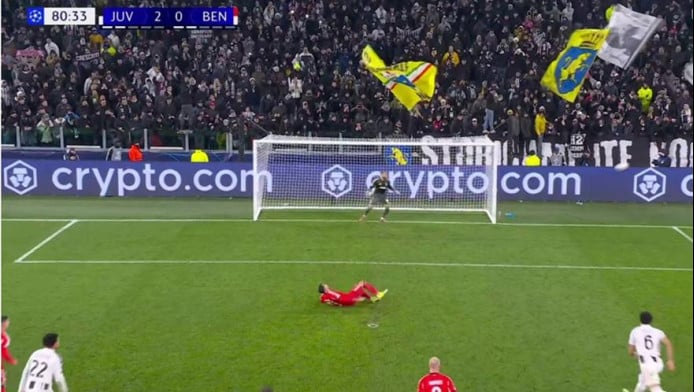 H γλίστρα-σοκ και το χαμένο πέναλτι του Παυλίδη στο Τορίνο! (vid)