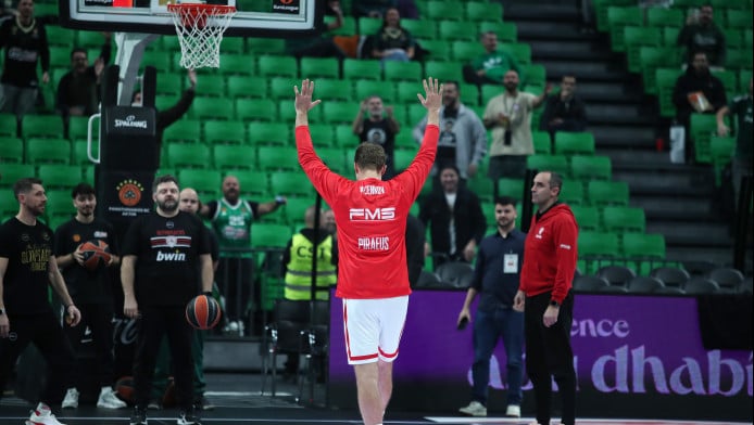 Το έκανε και αυτό ο Βεζένκοφ στο ΟΑΚΑ - Το κάρφωμα πάνω από όλους (ΒΙΝΤΕΟ)