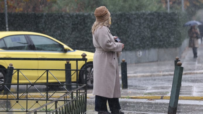 Ισχυρές βροχές και καταιγίδες μέχρι την Πέμπτη - Ποιες περιοχές σε Red Code