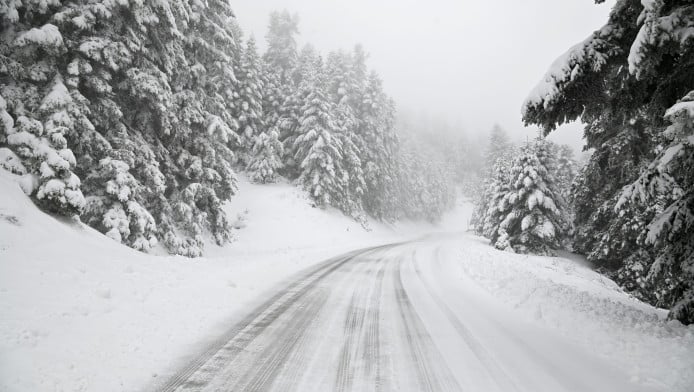 «Ουκρανικό ψύχος»: Τετραήμερη κακοκαιρία με θυελλώδεις βοριάδες και χιόνια
