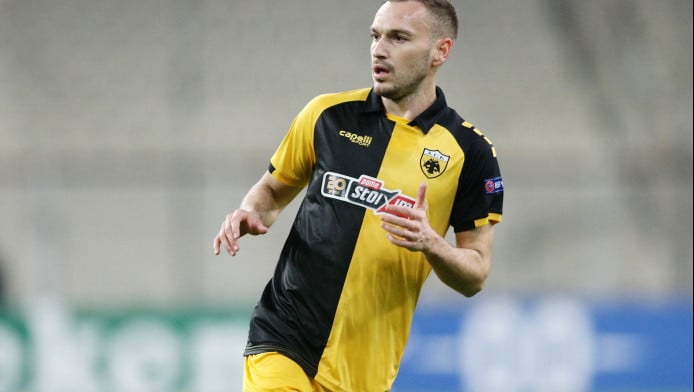 Τέλος εποχής για Μπακάκη - Σταματάει το ποδόσφαιρο