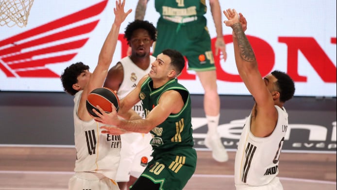 Σλούκας on fire: «Τρομερή σύνδεση με τον κόσμο, μας έσπρωξε στη νίκη»!