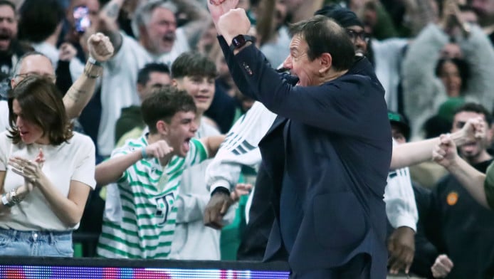 «Συνεχίστε να γράφετε!»: Το ξέσπασμα-φωτιά του Αταμάν μετά την νίκη! (vid)