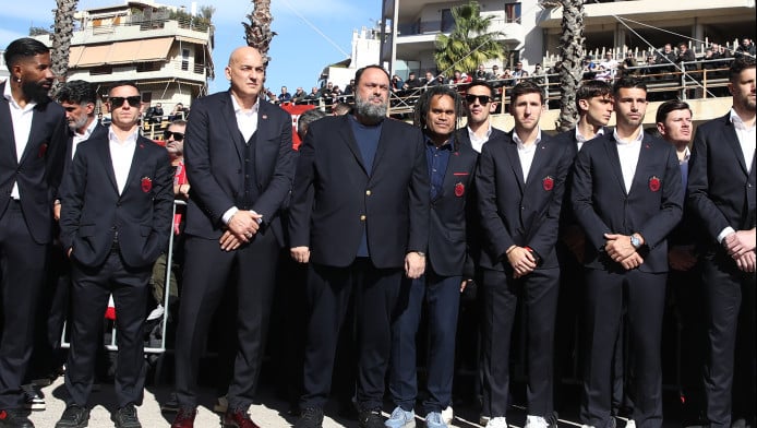 Τελέστηκε το μνημόσυνο για τα θύματα της Θύρας 7 (ΦΩΤΟ)