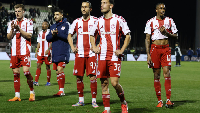 Τα έψαλαν στους παίκτες οι Ολυμπιακοί! Απολογία στον κόσμο στη Λιβαδειά