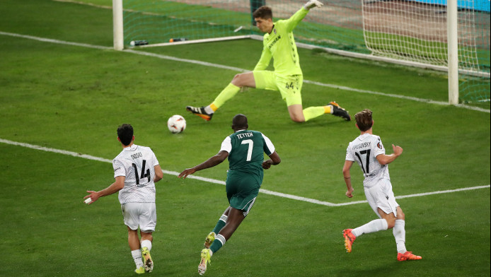 Τί έβαλε ο Τετέι; Παλικαρίσια γκολάρα - Τους πέρασε όλους και τους "ξέρανε"