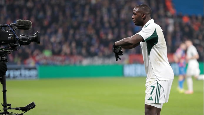 Συμβολικός πανηγυρισμός Τετέι! Πού αφιέρωσε το γκολ; (ΒΙΝΤΕΟ)