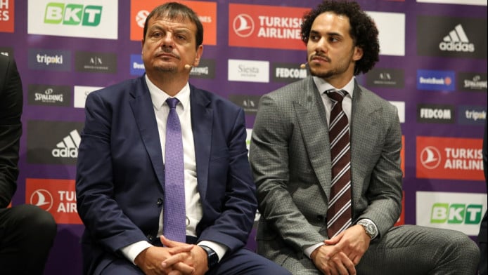 Λάρκιν για Αταμάν: "Αυτό που δεν ξέρει ο κόσμος - Γιατί εκθέτει παίκτες"