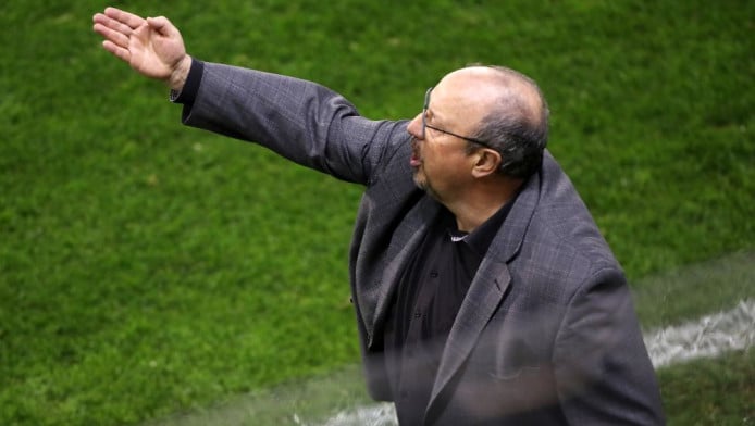 Προβληματισμένος ο Μπενίτεθ - “Να τελειώνουμε καλύτερα τις φάσεις”