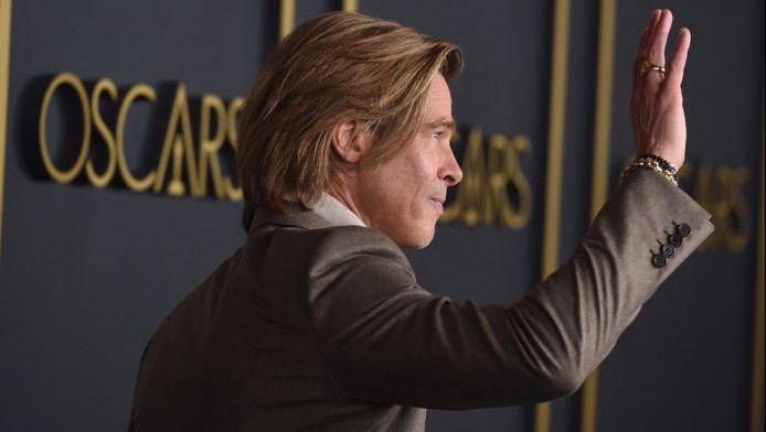 Στο φως το πρώτο βίντεο από σκηνή της ταινίας του Μπραντ Πιτ στην Ύδρα