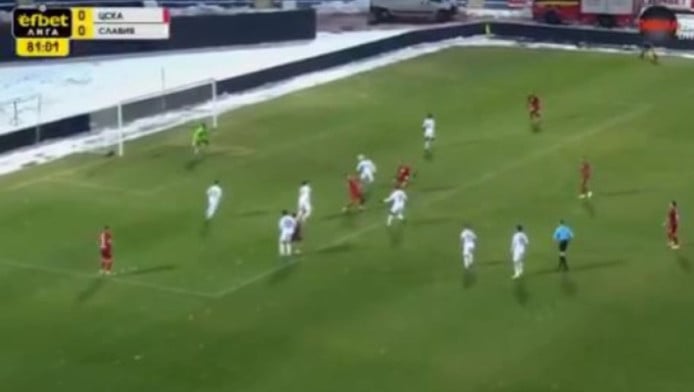 Γκολάρα στη Βουλγαρία - Αδιανόητο ψαλίδι στο χιόνι! (ΒΙΝΤΕΟ)