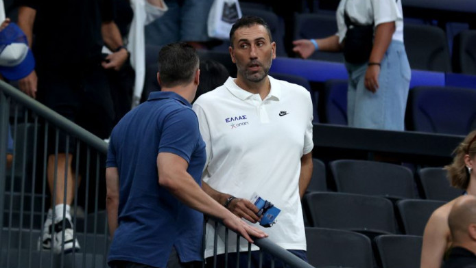 Απάντηση Ντικούδη σε Μαρούσι: "Δεν με αγγίζουν"! 