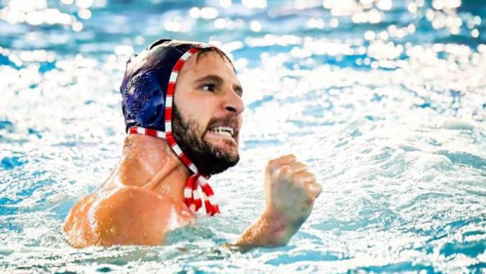 Σάλος με τον αρχηγό Ολυμπιακού στον τελικό με ΠΑΟ- "Εγώ θα τους γ..."! (VD)