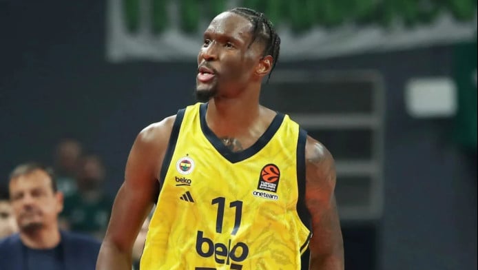 Υποδοχή με... Χέιζ-Ντέιβις και αποθέωση στο ΟΑΚΑ! (ΦΩΤΟ)