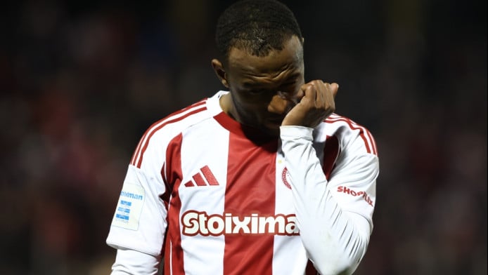 "Έξι λόγοι για την αγωνιστική πτώση του Ολυμπιακού"