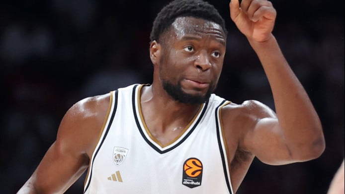 Διέλυσε και Ολυμπιακό ο Καμπενγκέλε, ο ΠΑΟ τον έκοψε για εξωαγωνιστικό λόγο