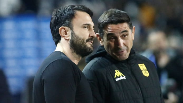 Σοβαρό επεισόδιο Καρυπίδη με Χιμένεθ στον Άρη - "Χαμός" για την αποζημίωση!