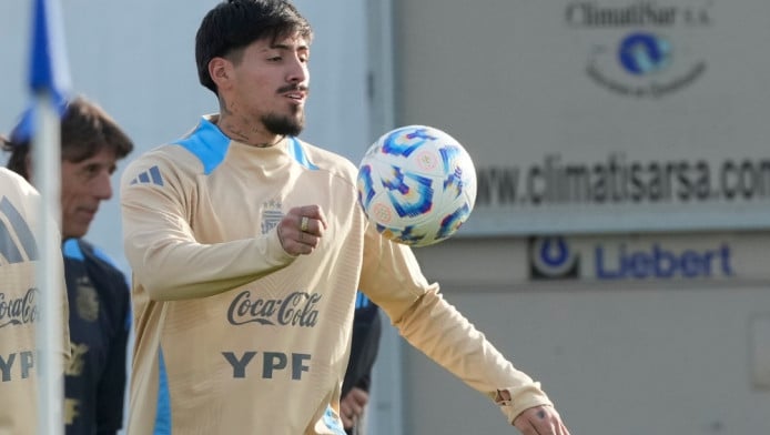 "Ολυμπιακός και Παναθηναϊκός παλεύουν για Λομόνακο" (ΦΩΤΟ-ΒΙΝΤΕΟ)