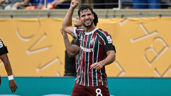 Έδινε 12 εκατομμύρια για "8άρι" ο Ολυμπιακός - Τι λένε στη Βραζιλία! (ΦΩΤΟ)