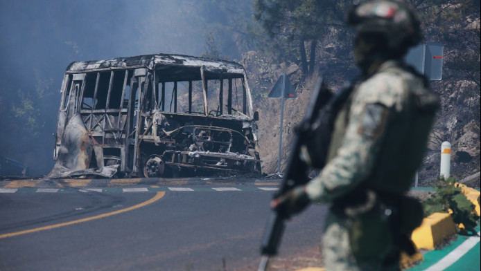 Χάος στο Μεξικό μετά την εξόντωση πανίσχυρου βαρόνου των ναρκωτικών