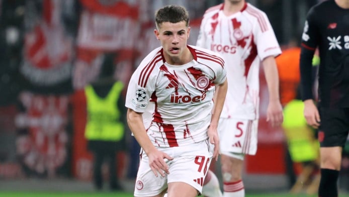 Στην... κούρσα για Μουζακίτη η Τσέλσι!