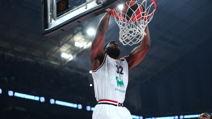 Αρμάνι Μιλάνο: Νοκ άουτ για τουλάχιστον δύο εβδομάδες ο Νίμπο