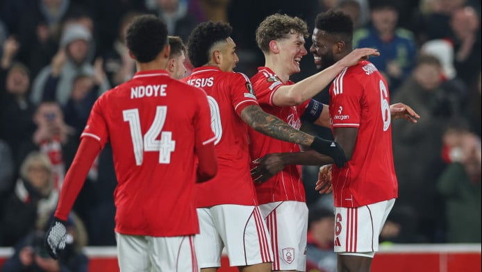 Επίθεση σε πρώην ιδιοκτήτη της Νότιγχαμ Φόρεστ – Μαχαιρώθηκε στο σπίτι του