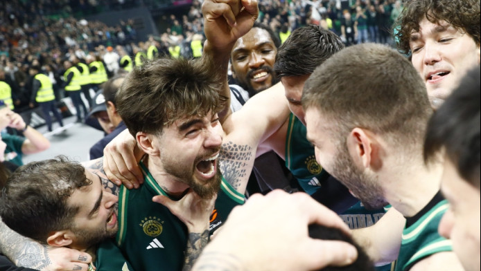 "Τελικά στα… κάγκελα, δεν ήταν ο Παναθηναϊκός - Κατάντια για Μπαρτζώκα"