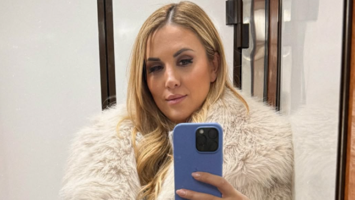 Η Πετρογιάννη όπως δεν την έχετε ξαναδεί ως… μοντέλο! (ΒΙΝΤΕΟ)