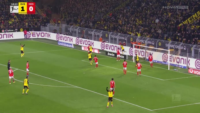 Τεσσάρα η Ντόρτμουντ και ζωντανή για τον τίτλο (Highlights)