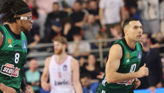 Πραγματικός αρχηγός ο Σλούκας! - Τα εγκώμια για Χέιζ-Ντέιβις, Χολμς (Vid)