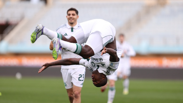 "Άνετα, κόντρα σε διαιτητές και αντίπαλο που έπαιξε λες και ήταν τελικός"