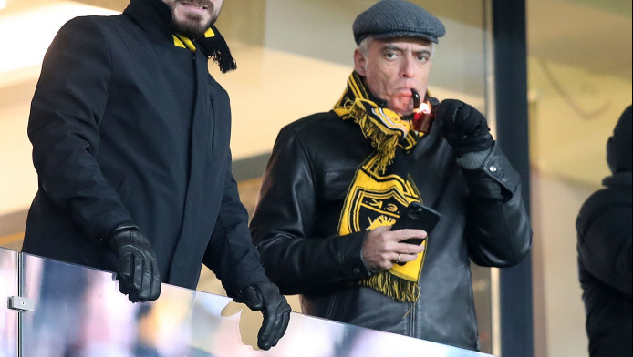 Η πανέμορφη "νύφη" του Νίκου Ευαγγελάτου - Ερωτευμένος ο γιος του (ΦΩΤΟ)