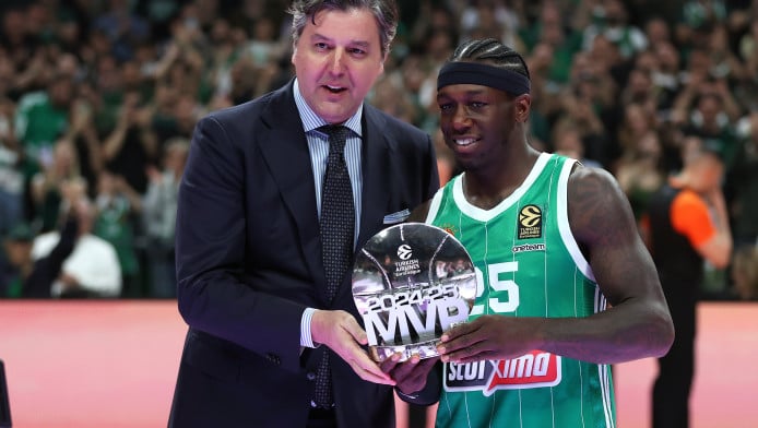 Απόφαση Μποντιρόγκα να κατέβει το λάβαρο από το ΟΑΚΑ, όχι του Παναθηναϊκού